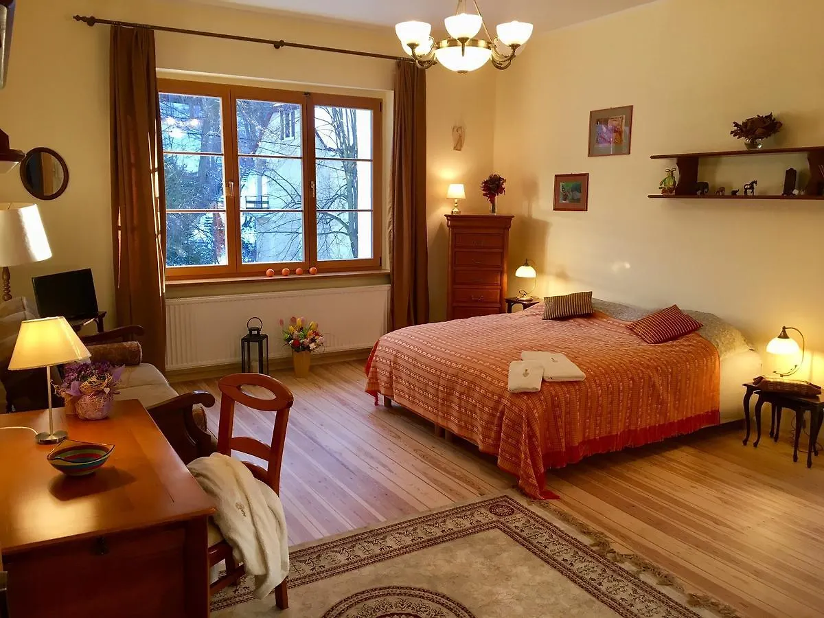 Sopot Residence 0*,